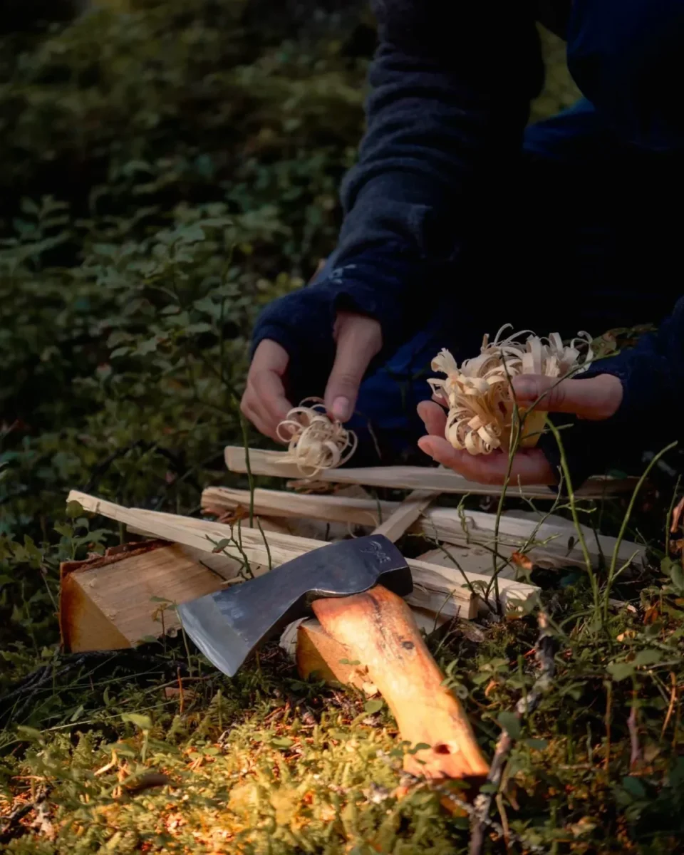 Gränsfors Bruk Hand Hatchet – preparing wood at camp
