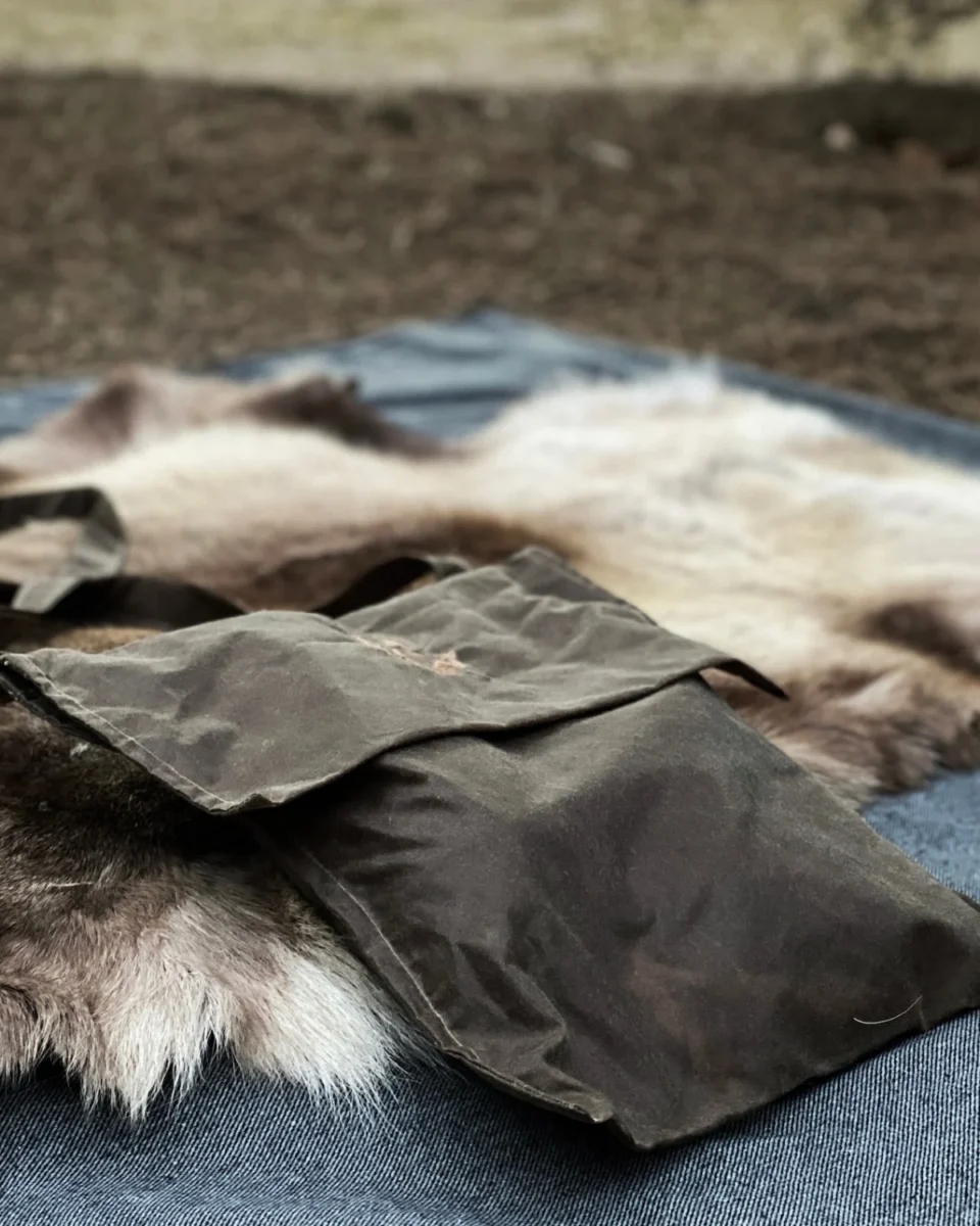 Oilskin Haversack — detail 3
