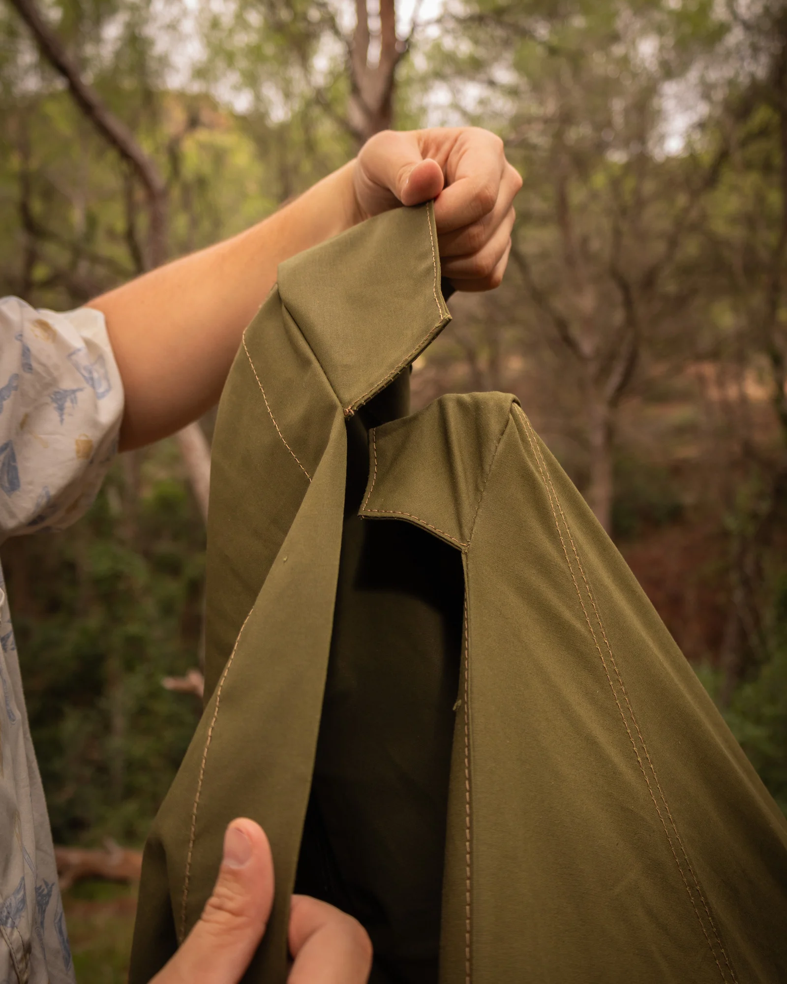 Avance para poncho del ejército polaco