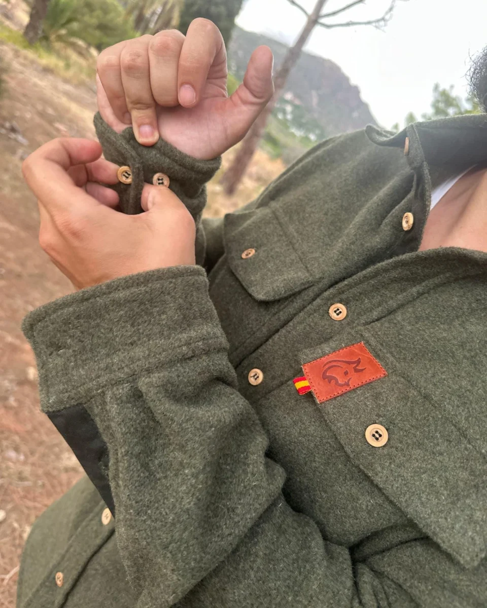 Sobrecamisa de lana Heritage — detalle 3