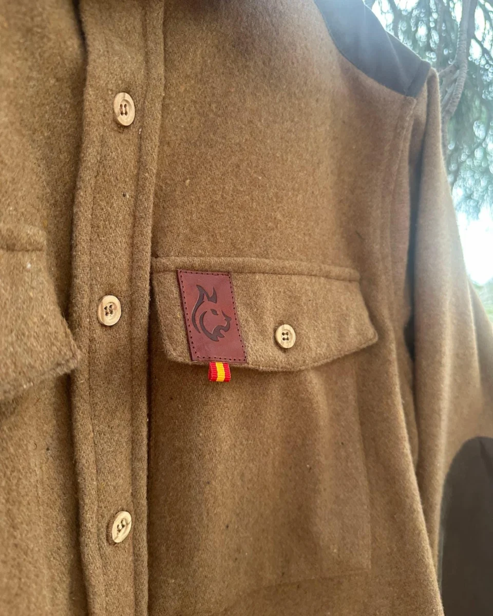 Sobrecamisa de lana Heritage — detalle 8